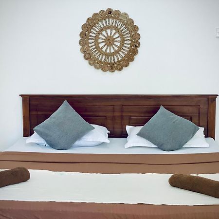 Hotel Bananas Mirissa Extérieur photo