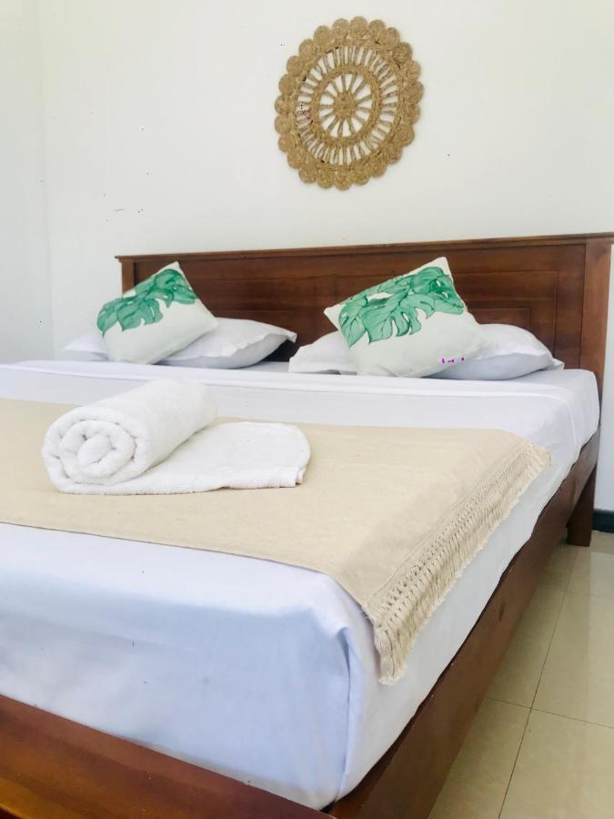 Hotel Bananas Mirissa Extérieur photo